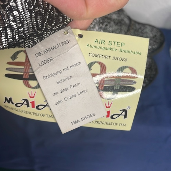 TMA MAIA company women’s leather metallic boots 7.5 NWT - Picture 13 of 15